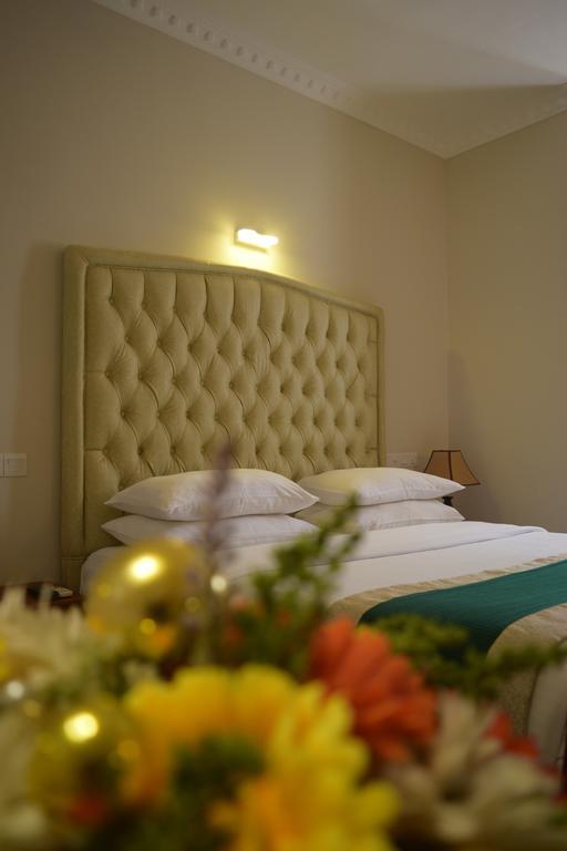 Lazaani Hotel كولمبو المظهر الخارجي الصورة