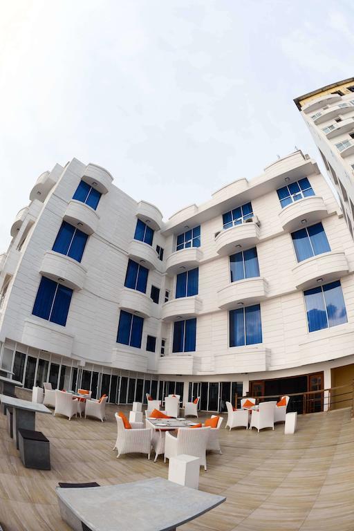 Lazaani Hotel كولمبو المظهر الخارجي الصورة