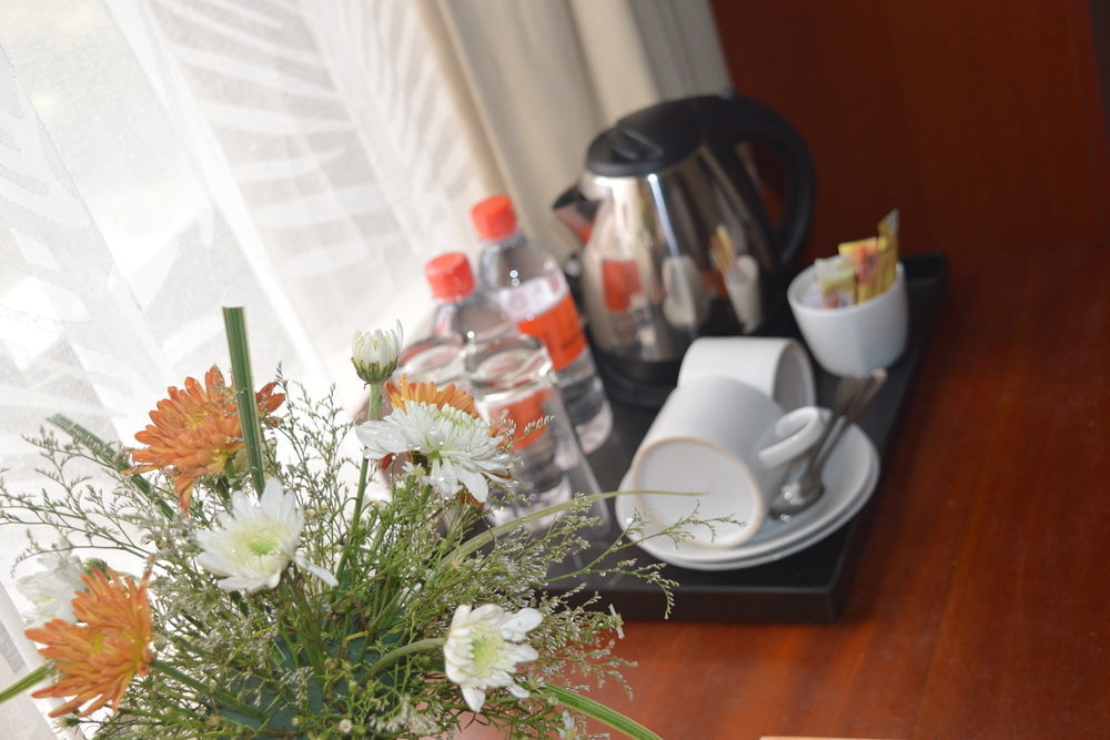Lazaani Hotel كولمبو المظهر الخارجي الصورة
