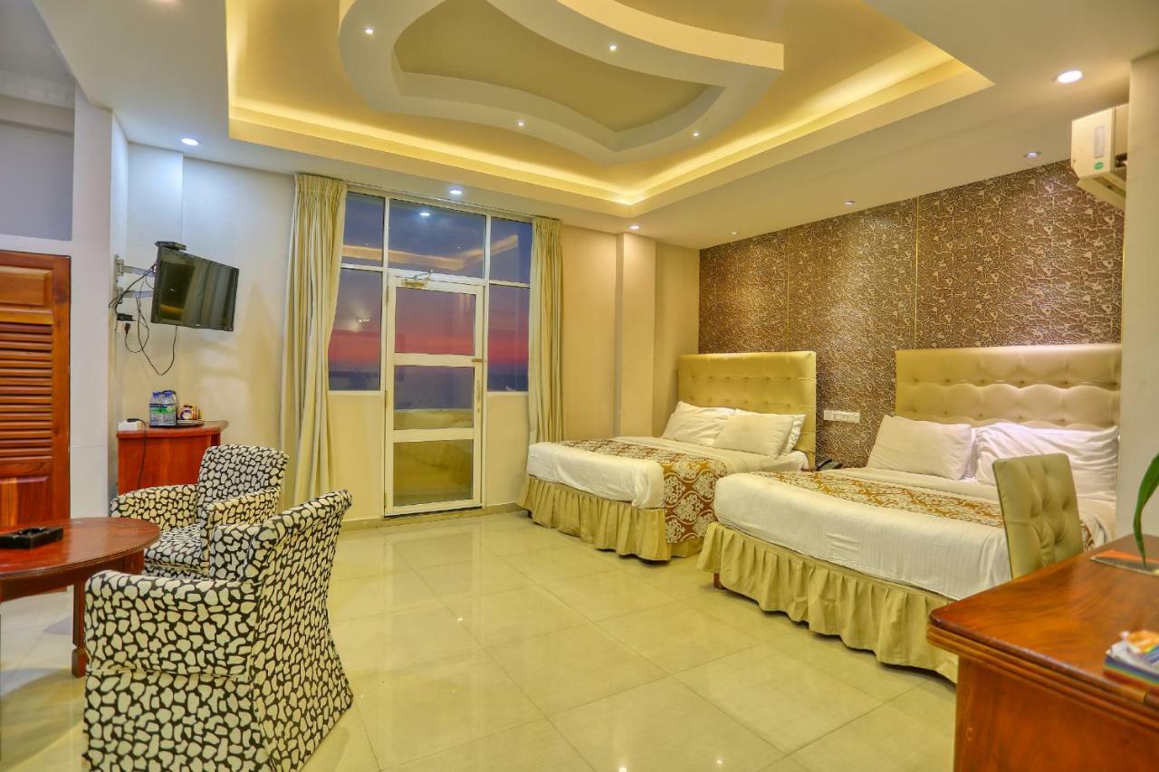 Lazaani Hotel كولمبو المظهر الخارجي الصورة